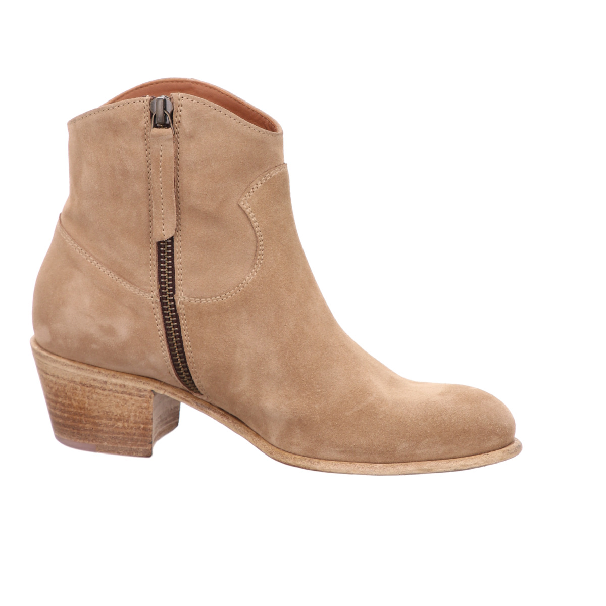 Stiefelette, Elia Maurizi Natur