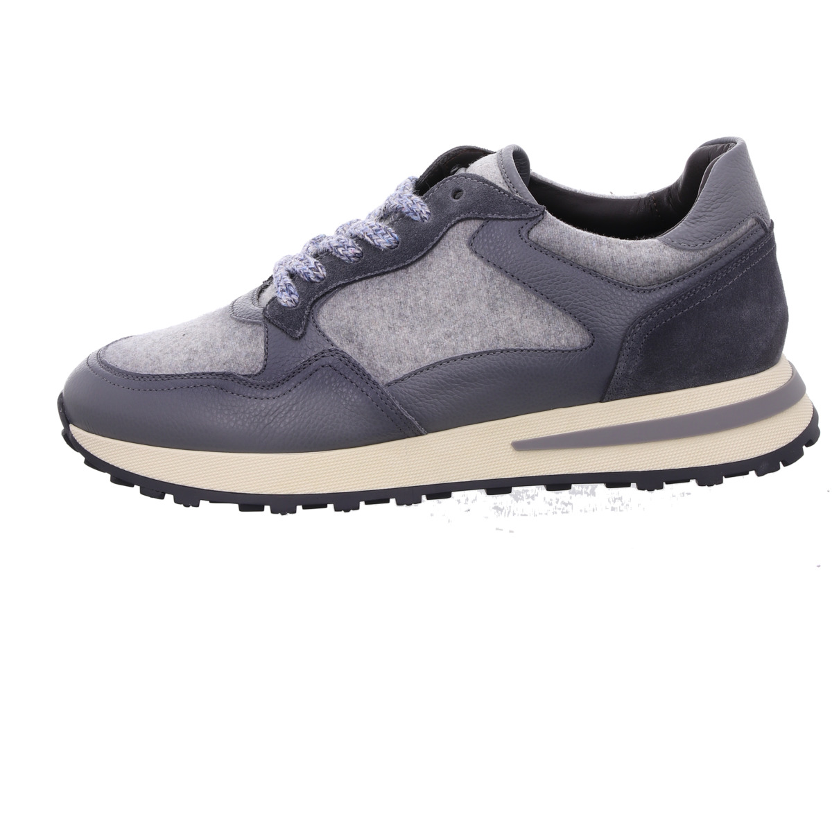 Sneaker, Giorgio
