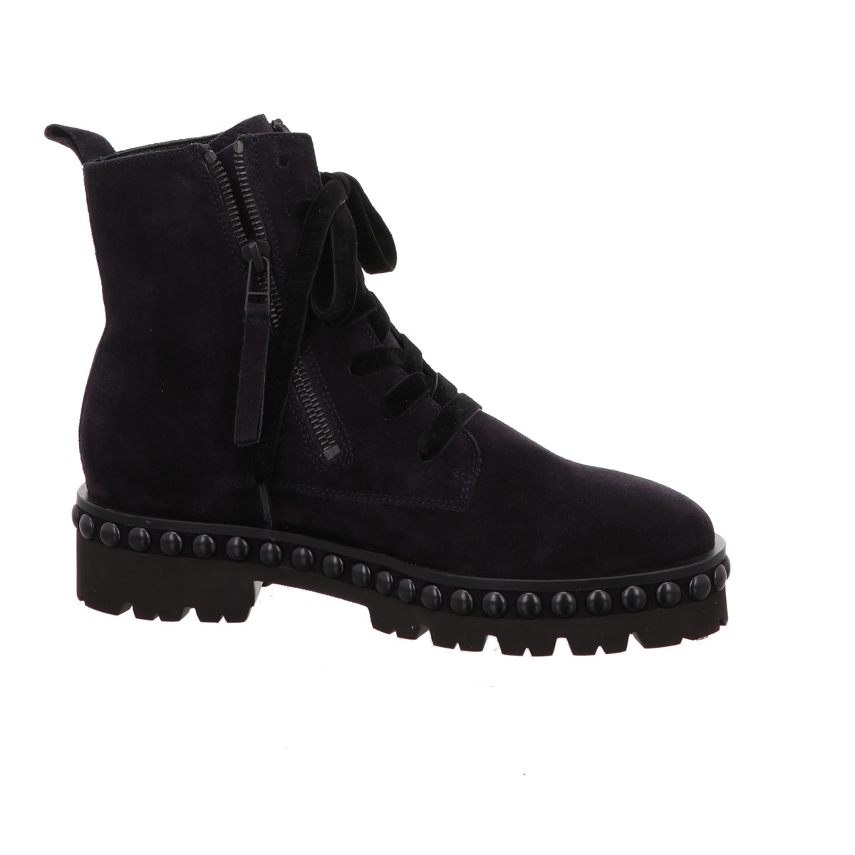 Schnürboots, Nia Blau